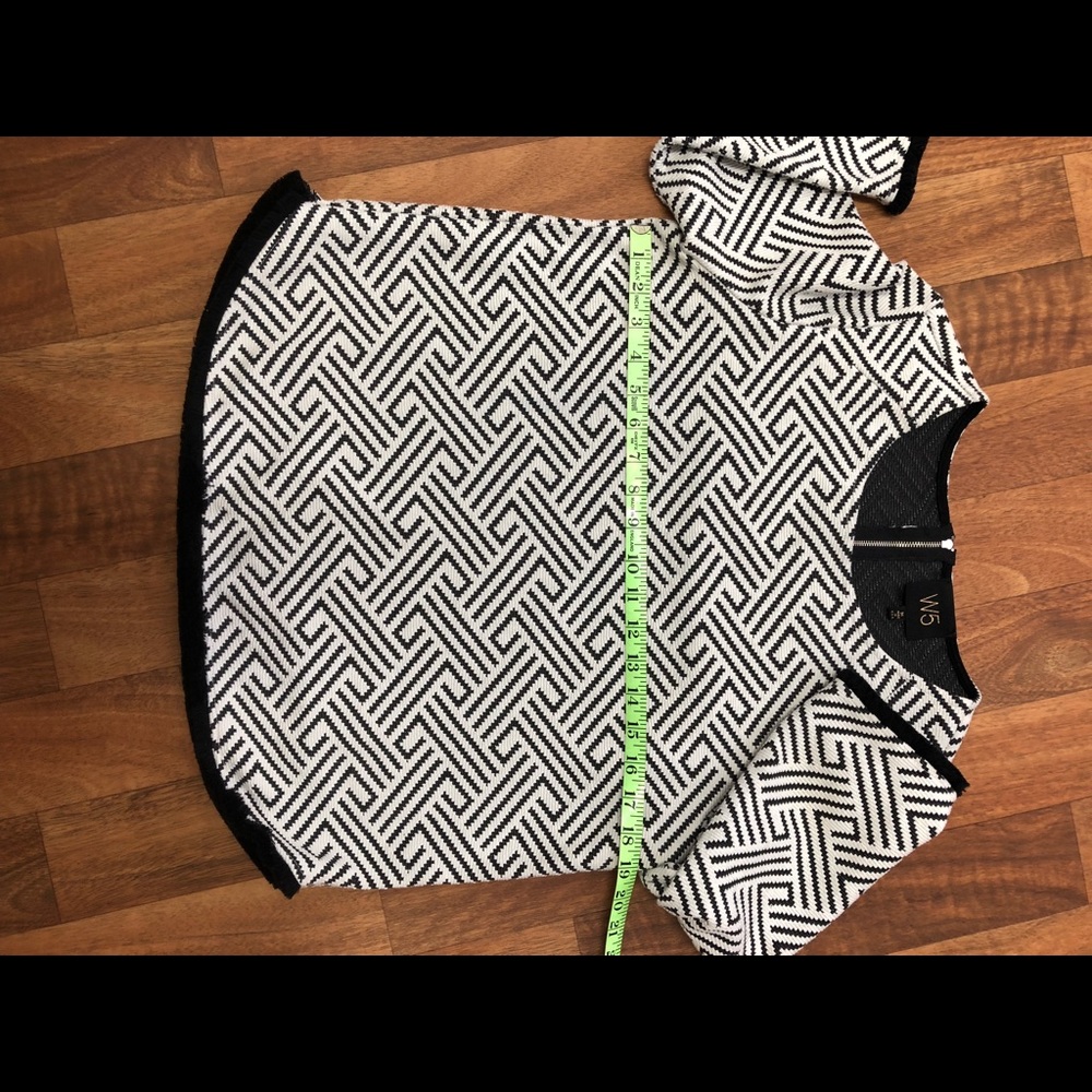 W5 Anthropologie Black/White Top Size Medium - Picture 4 of 8